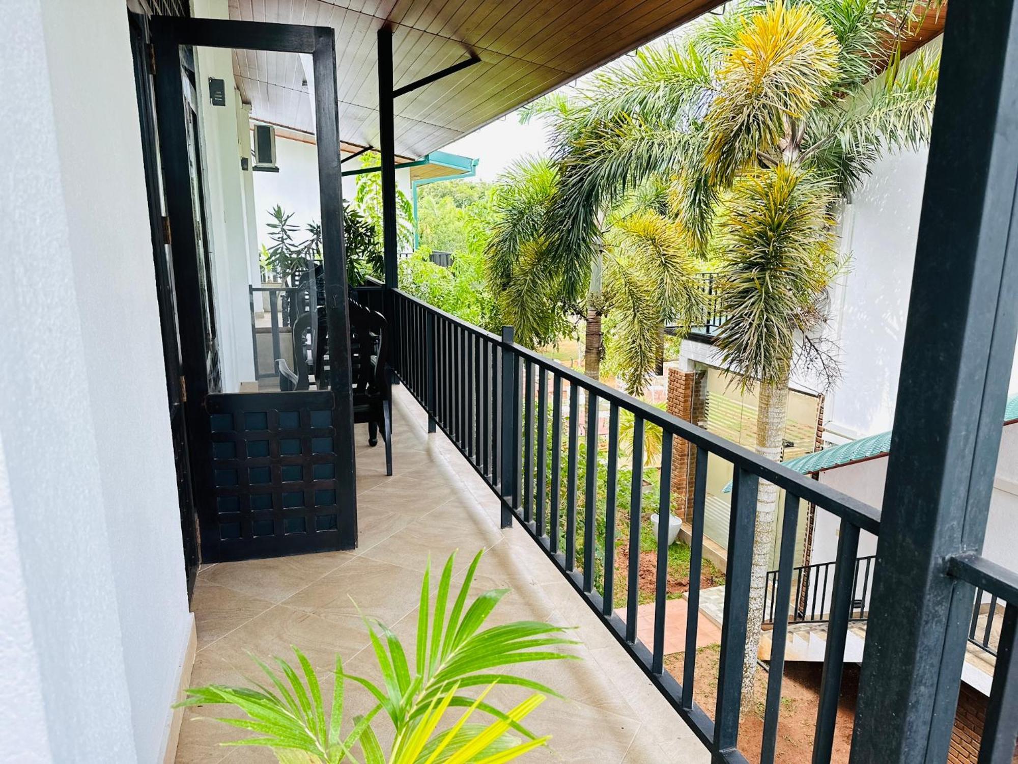 Gamodh Citadel Resort Anuradhapura Dış mekan fotoğraf